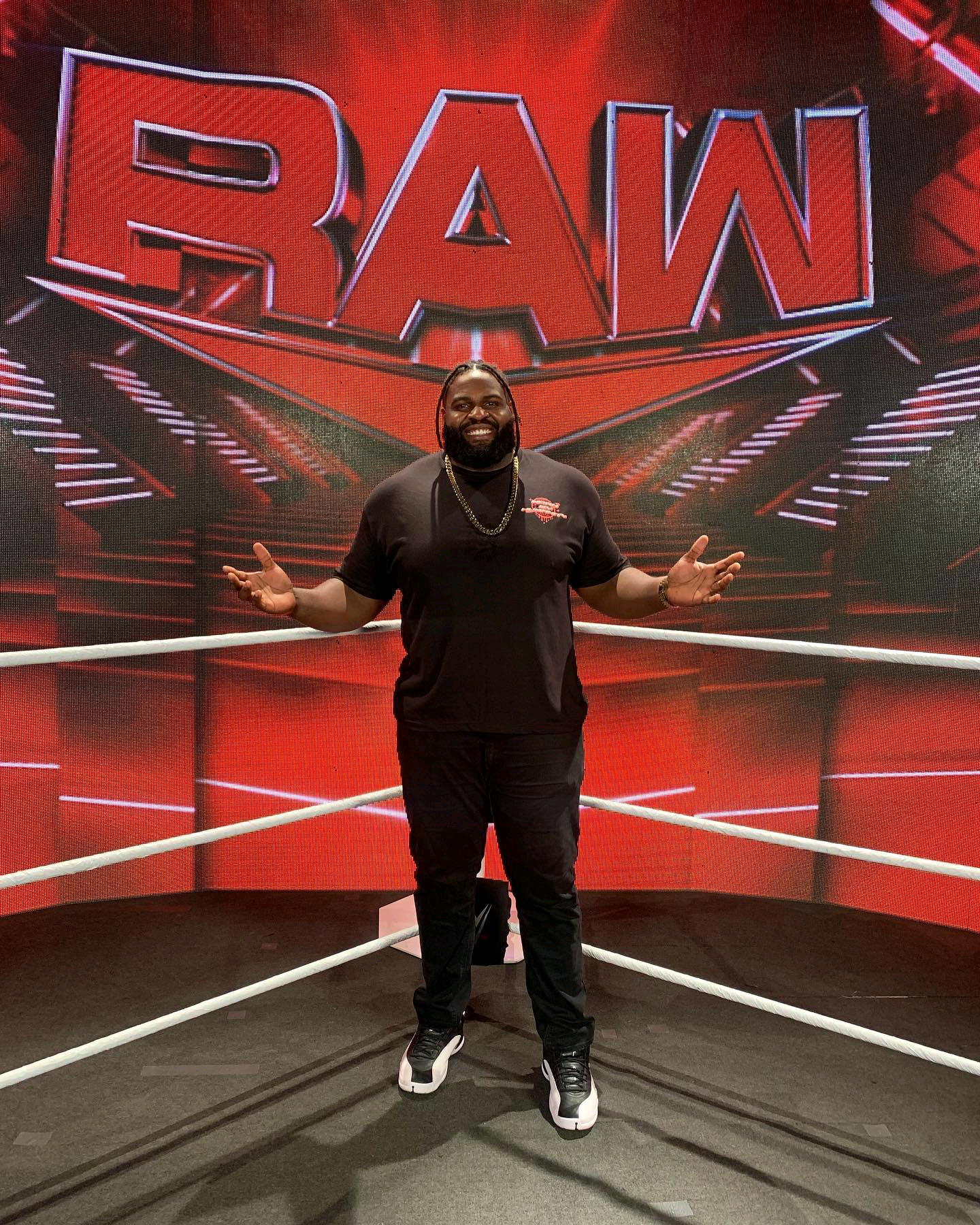 Odyssey Jones Biography Weight Age Earnings